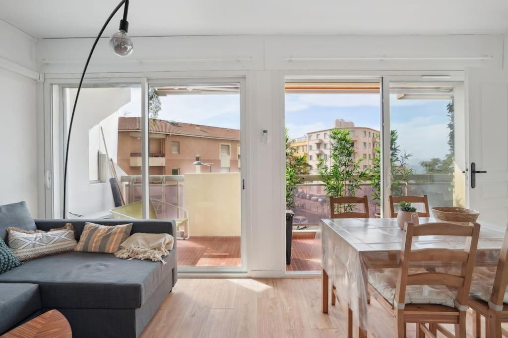 Charmant Appartement Vue Mer 7Eme - Plage 200M Marseilles Buitenkant foto