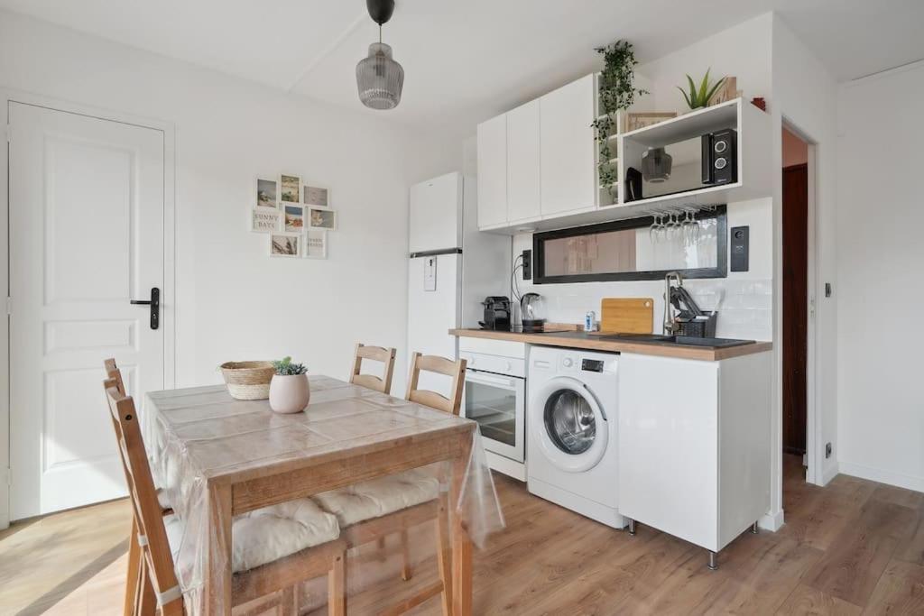 Charmant Appartement Vue Mer 7Eme - Plage 200M Marseilles Buitenkant foto