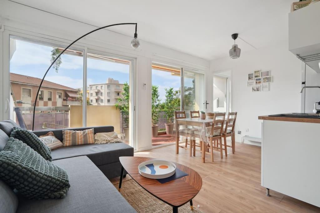 Charmant Appartement Vue Mer 7Eme - Plage 200M Marseilles Buitenkant foto